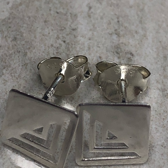 925 Sterling Silver Geometric Square Earrings - Picture 5 of 16